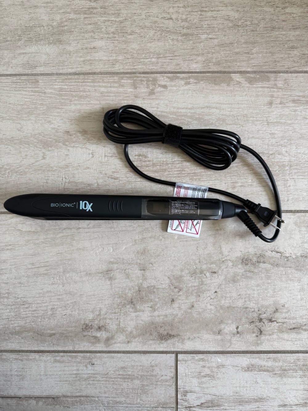 Bio Ionic 10X Black 1” Styling Iron Straightener New in Box Moisturizing Heat